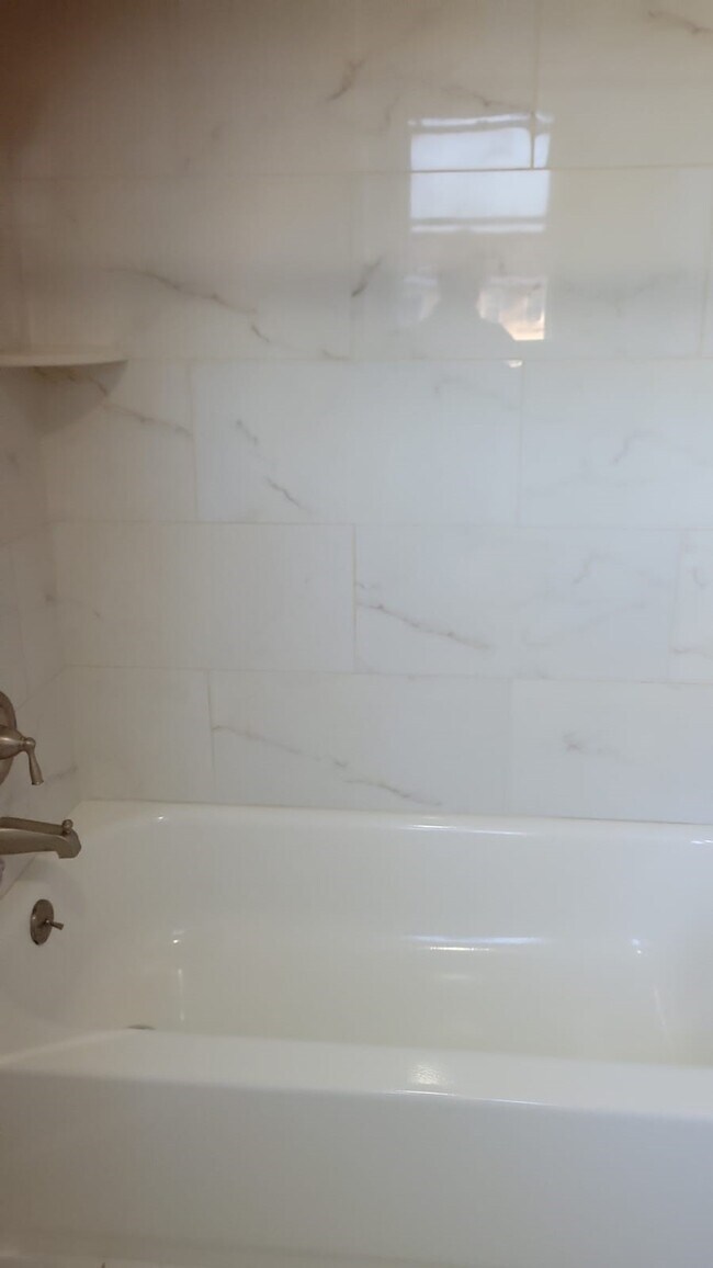 Building Photo - 5703 Green Timbers Dr