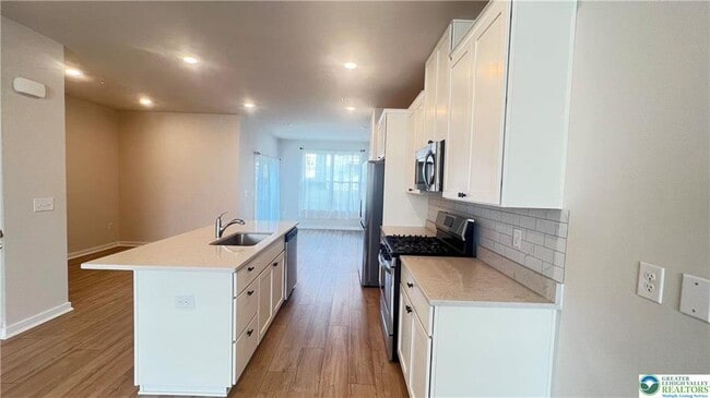 Building Photo - 4904 Brookside Ct