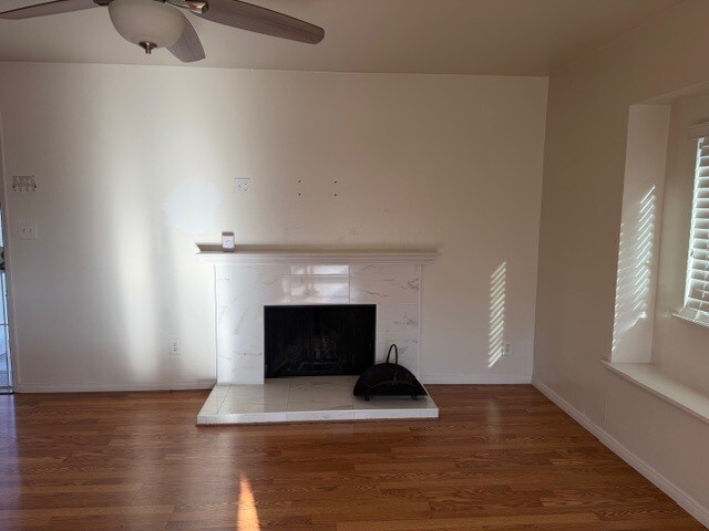 Building Photo - 6322 Clyde Ave