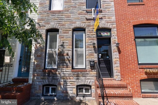 Primary Photo - 834 S East Ave