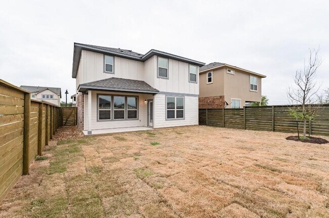 Building Photo - 3651 Sandy Brook Dr