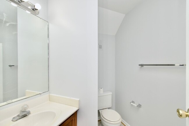 Building Photo - 7517 Belle Grae Dr