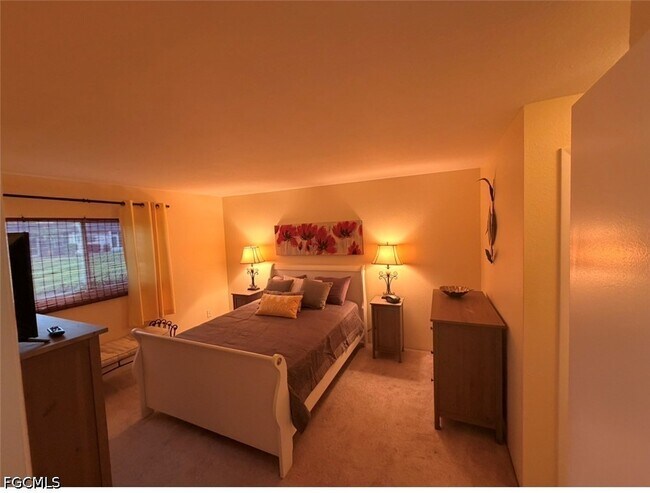 Building Photo - 6300 South Pointe Blvd