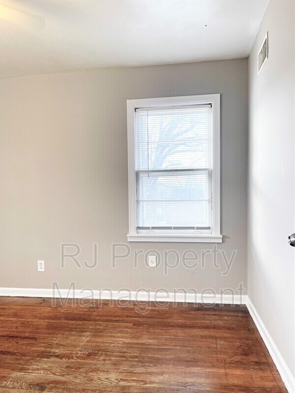 Building Photo - 3562 Bigelow St