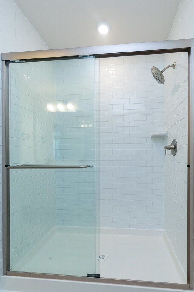 Building Photo - 237 Ribbon Rail St