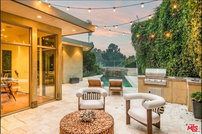 Building Photo - 3685 Mandeville Canyon Rd