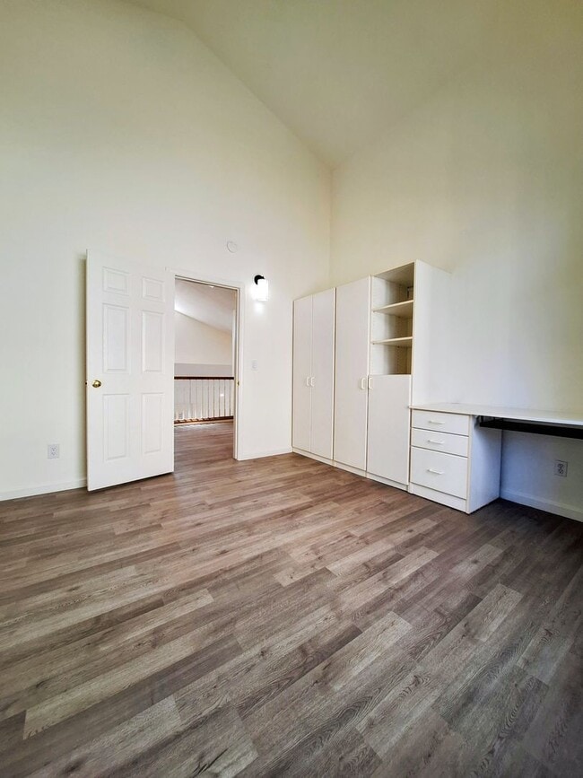 Building Photo - 802 Schooner Bay Dr