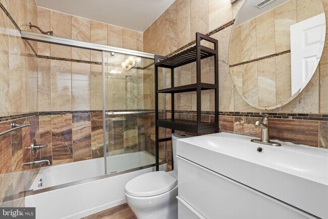 Building Photo - 496 Revere Dr