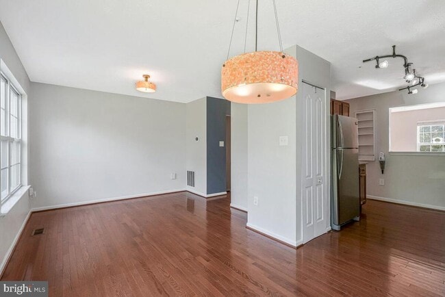 Building Photo - 2647 Longbow Ct