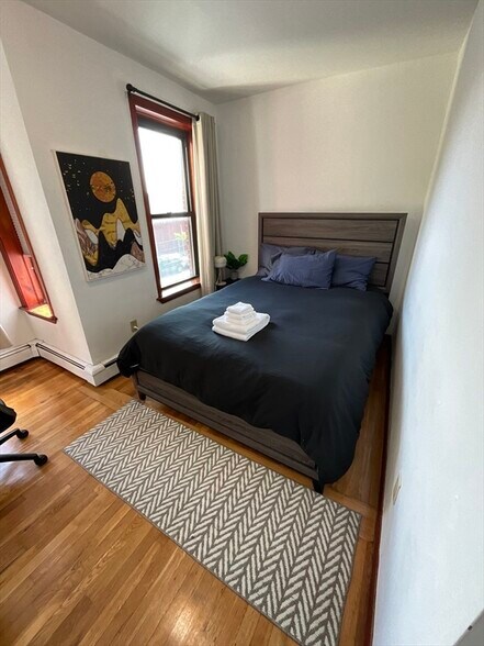 Building Photo - 871 Harrison Ave