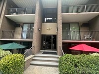 Building Photo - 468 Liberty St