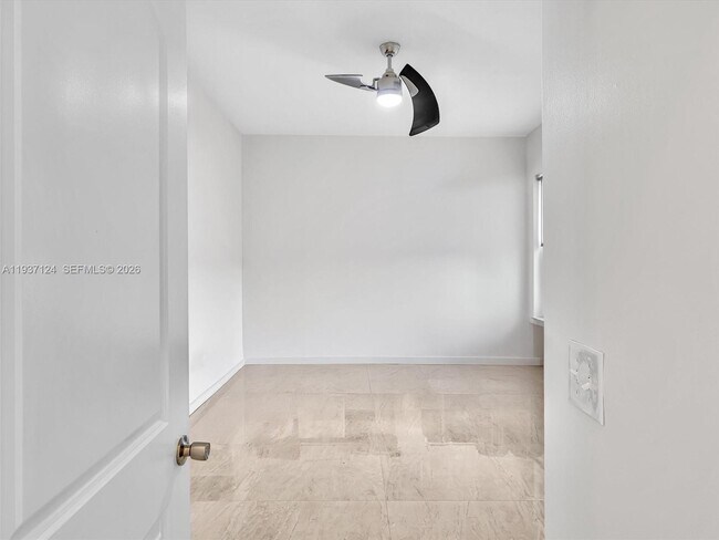 Building Photo - 357 NW 154 Ave