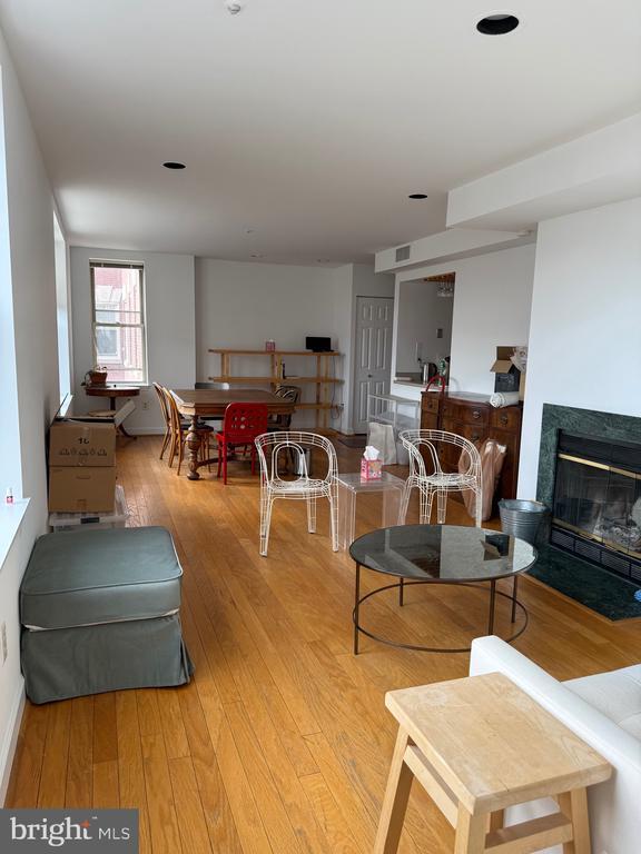 Building Photo - 1801 Calvert St NW