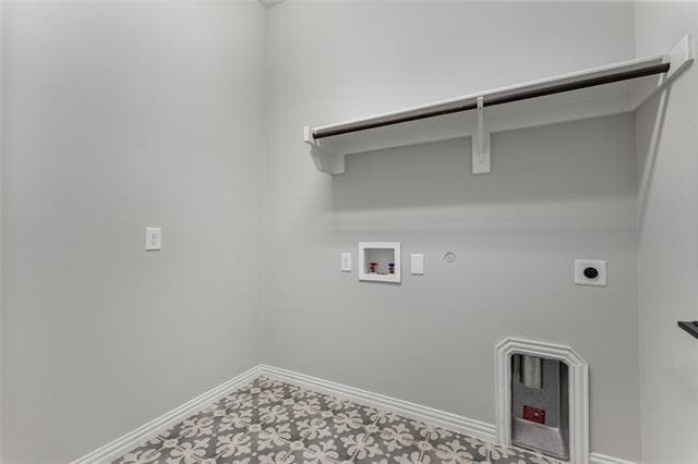 Building Photo - 1565 Amesbury Way