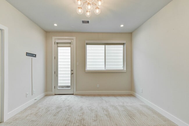 Building Photo - 5857 Dolores St