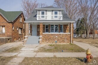 Building Photo - 11171 Charlemagne Ave