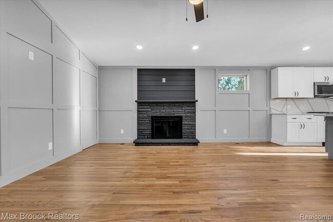 Building Photo - 1654 Giddings Rd