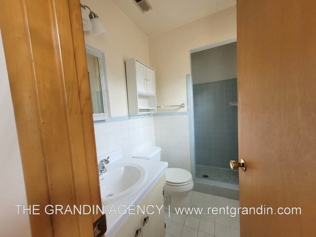 Building Photo - 312 Homeplace Dr