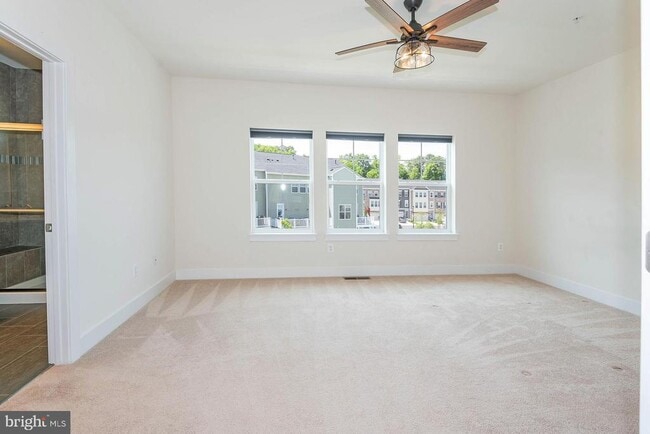 Building Photo - 8380 Amber Beacon Cir
