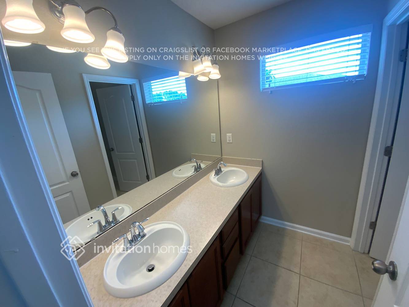 Building Photo - 782 Mosswood Chase