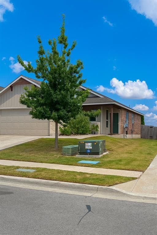 Building Photo - 302 Eves Necklace Dr.