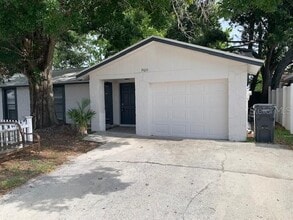 Building Photo - 9601 Shalimar Ct
