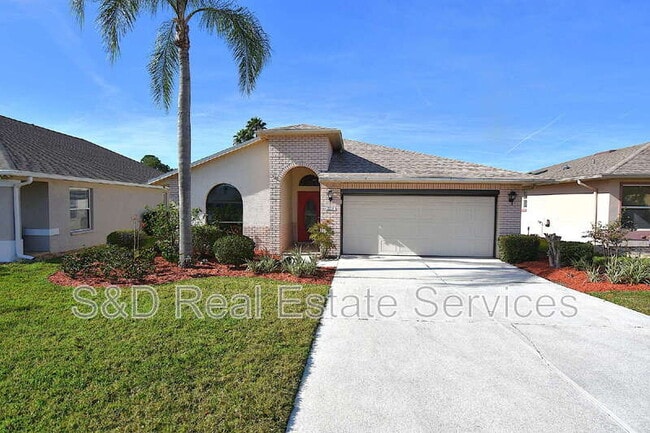 Building Photo - 2235 Silver Re Dr