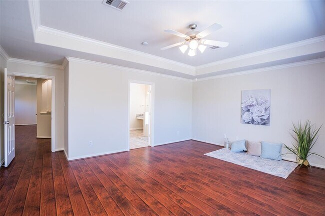 Building Photo - 13307 Olive Trce
