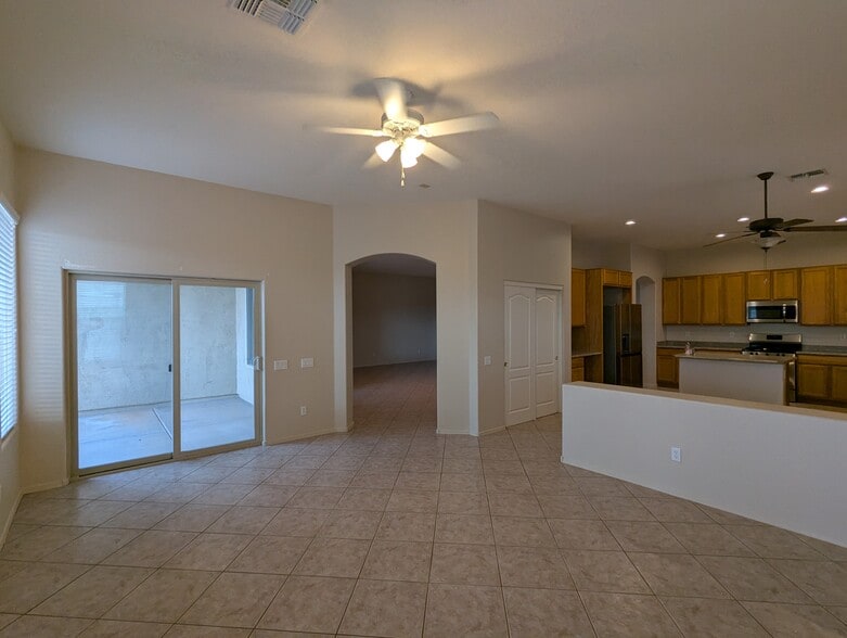 Building Photo - 10479 E Superstition Range Rd