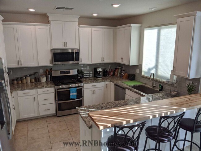 Building Photo - 3747 Po River Way