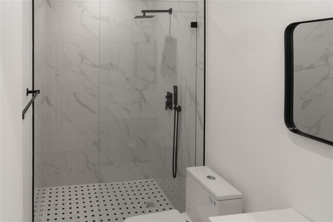 Building Photo - 2724 SW 34th Ct