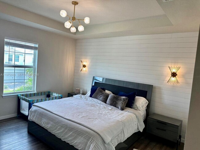 Building Photo - 4334 Ficus St