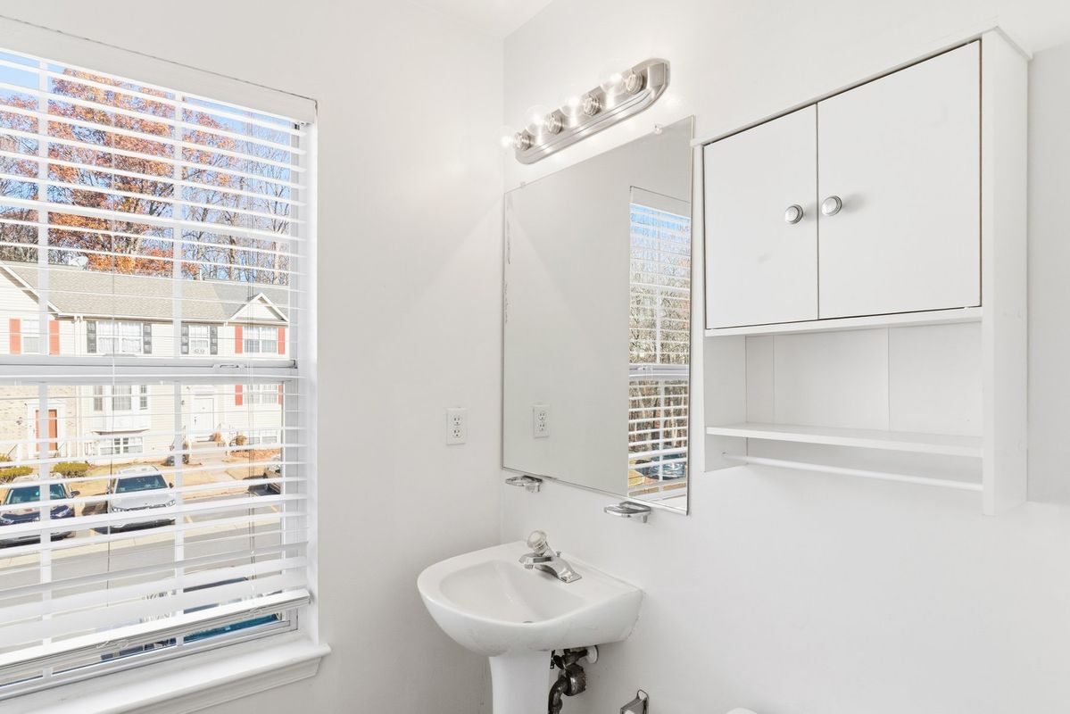 Building Photo - 3507 Corn Stream Rd