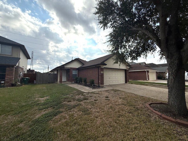 Building Photo - 6019 Greenpark Manor Ln