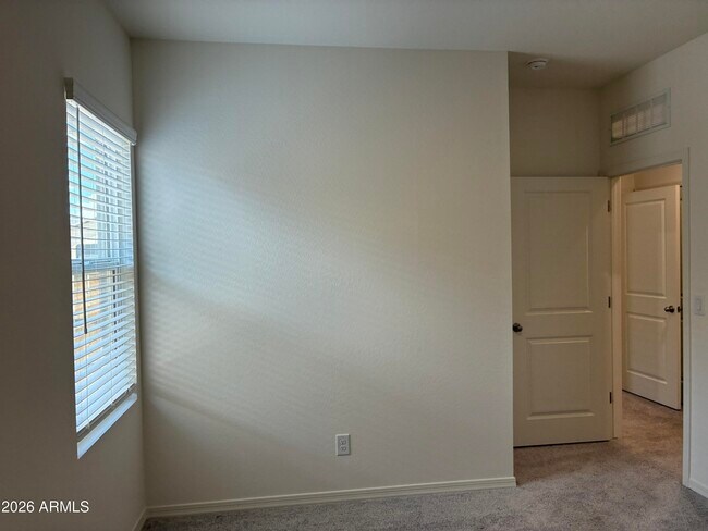 Building Photo - 20109 W Palo Verde Dr