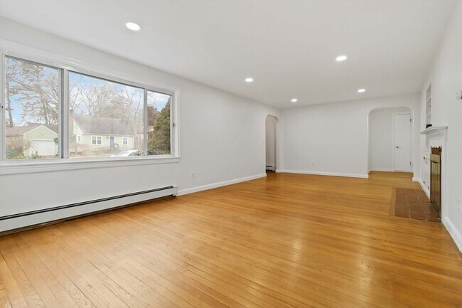 Building Photo - 58 Cutler Dr