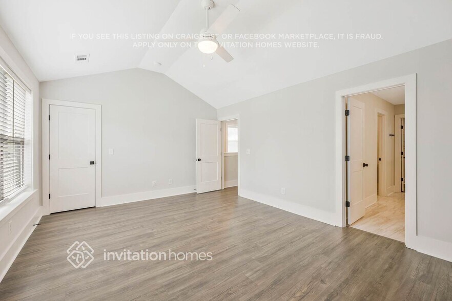 Building Photo - 647 Vernon Ave