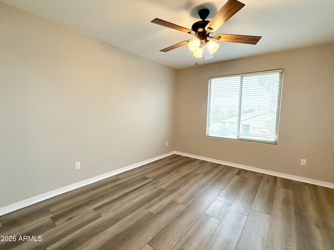 Building Photo - 5085 S 243rd Dr