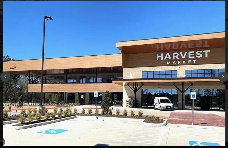 Building Photo - 137 Emory Birch