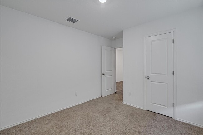 Building Photo - 1105 Wildflower St