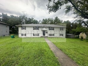 Building Photo - 240 W Kump Ave