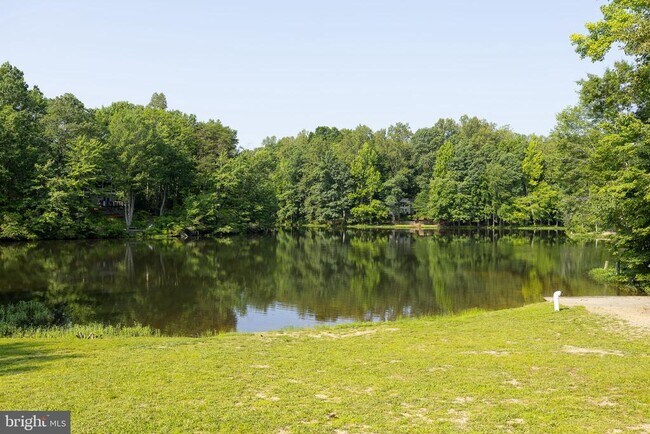 Building Photo - 13410 Wilderness Park Dr