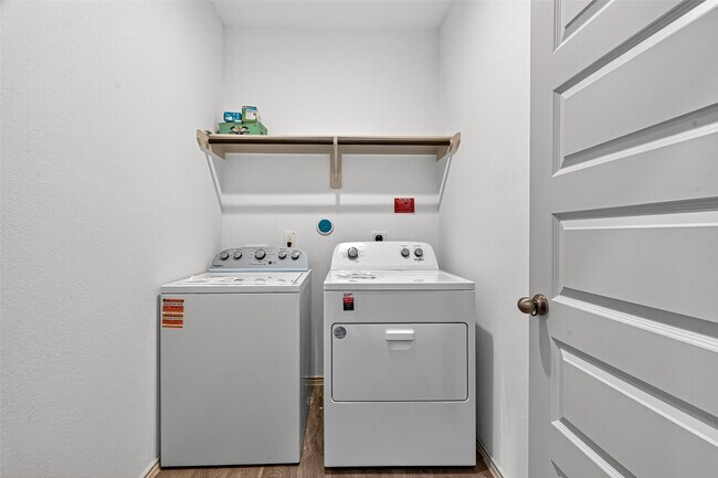 Building Photo - 1722 Bryson Heights Dr