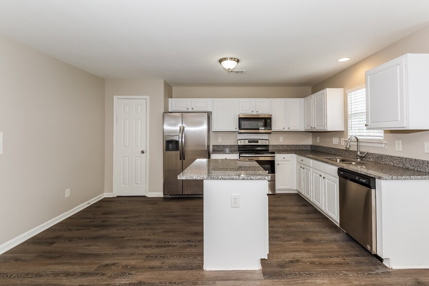 Building Photo - 3034 Robin Terry Ct