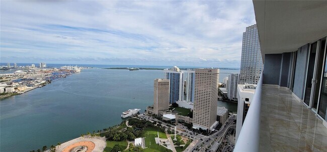 Building Photo - 50 Biscayne Blvd