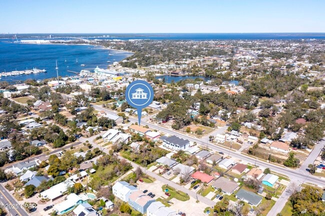 Building Photo - 2615 W 11th St