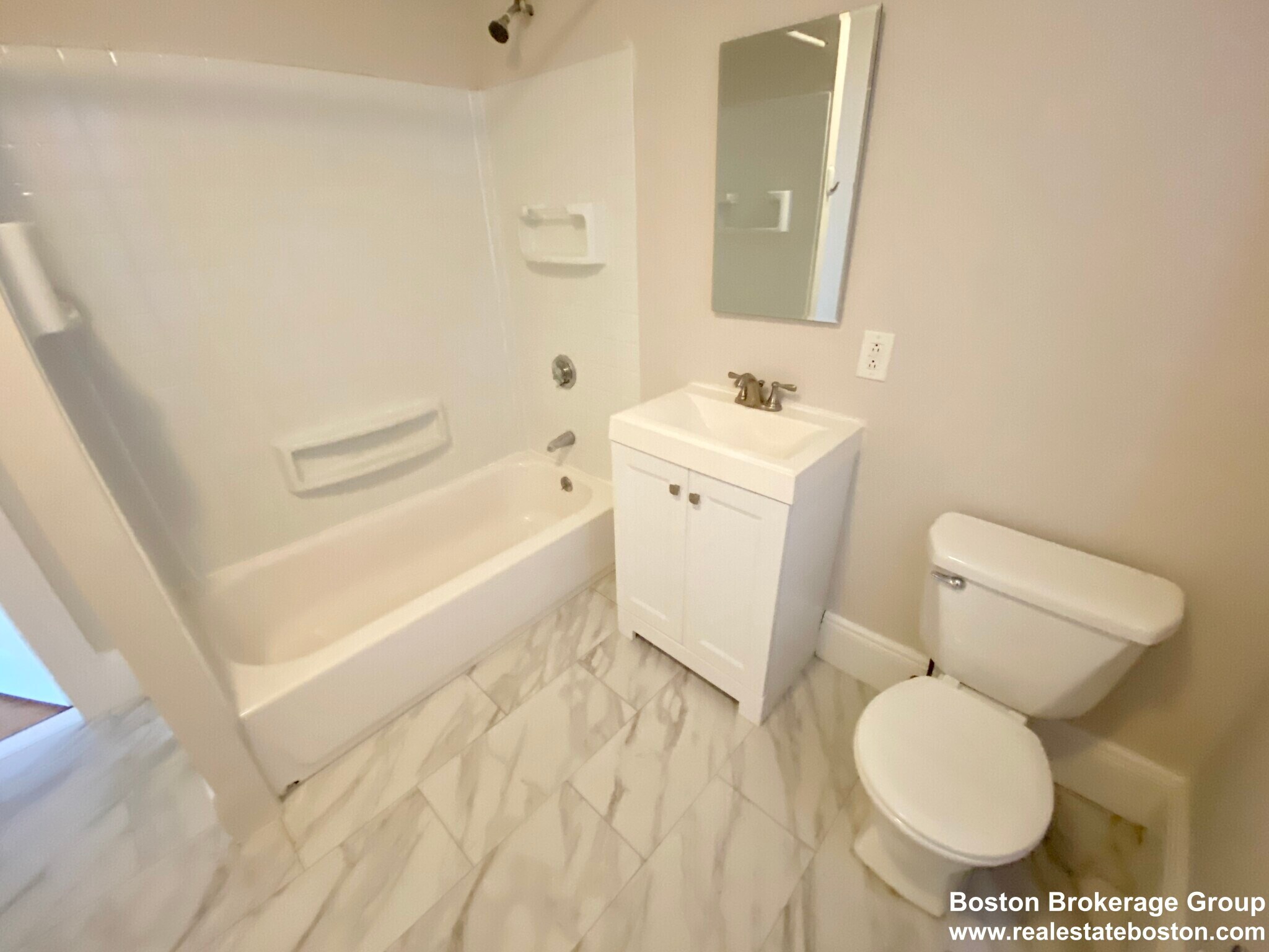 Building Photo - 1574 Tremont St