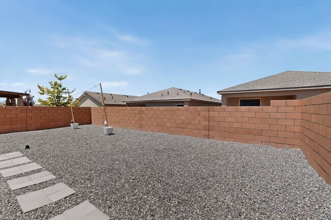 Building Photo - 4847 Mount Salas St NE