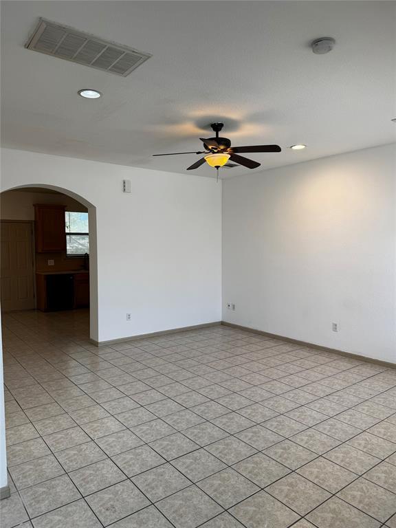Building Photo - 8901 Parkfield Dr
