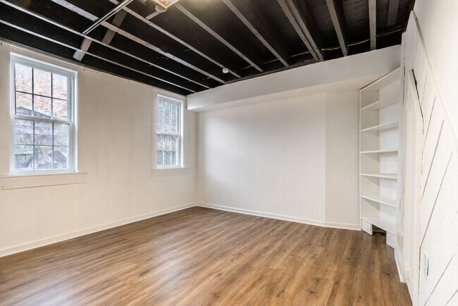 Building Photo - 4415 Garwood Way